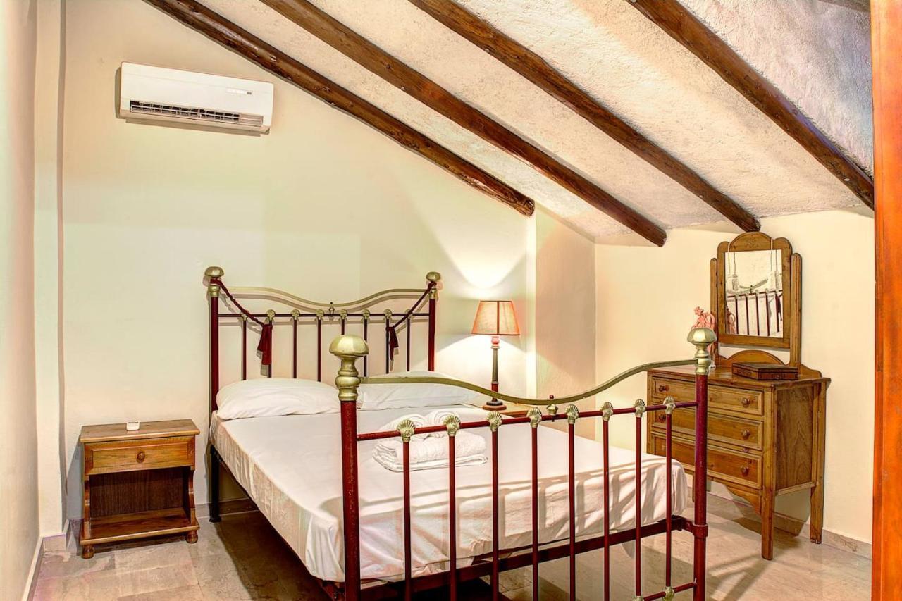 Vakantiehuis Brigadoon Corfu Agios Ioannis Peristerion